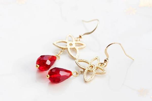 Flower Shaped Accessories