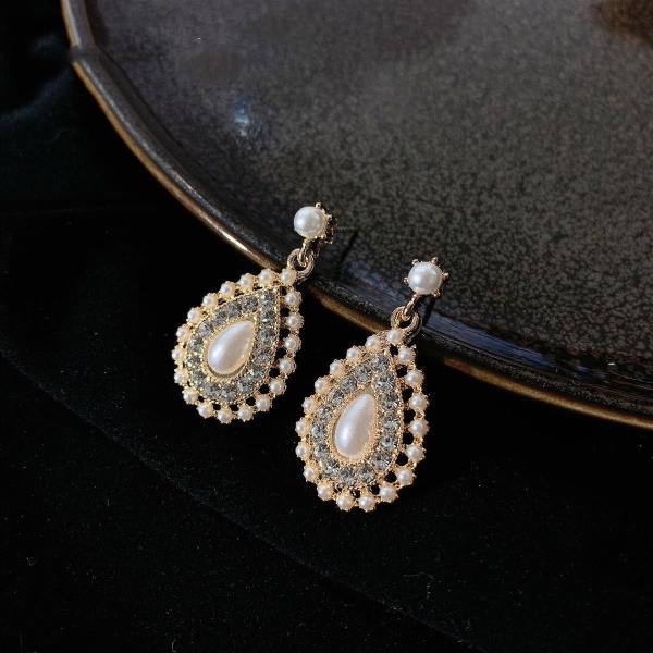 Retro Vintage White Pearl Dangle Earrings