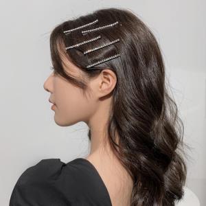 Retro Winter Faux Leather Folds Hair Clip