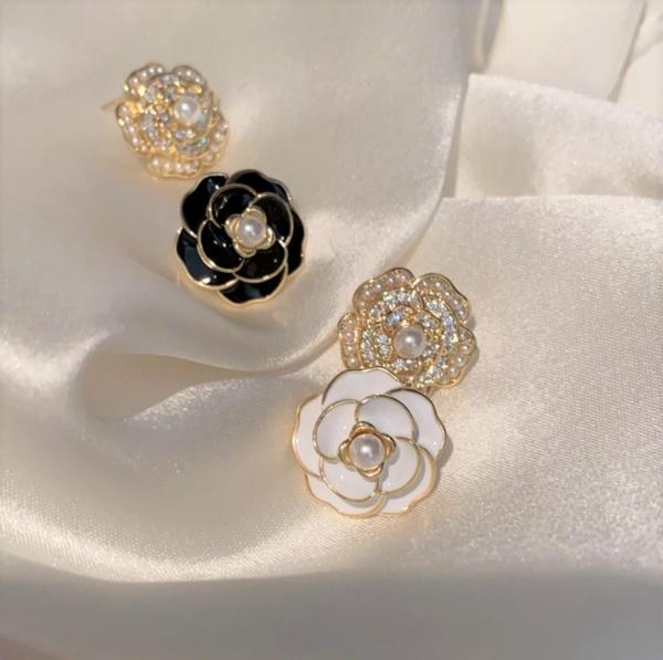 Retro Camellia Flower Pearl Studs