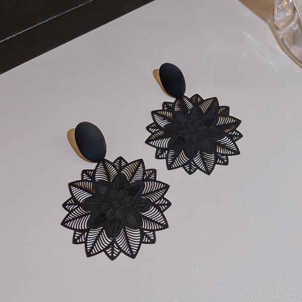 Black Hollow Flower Long Drop Earrings