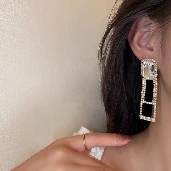 Elegant White Rhinestone Tassel Dangle Earrings