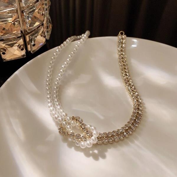 Pearl Gold Rhinestones Knot Choker