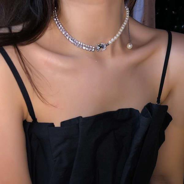 Pearl Rhinestone Silver Choker