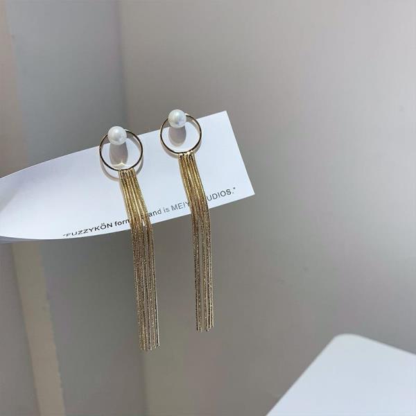 Pearl Gold Circle Metal Tassel Dangle Earrings