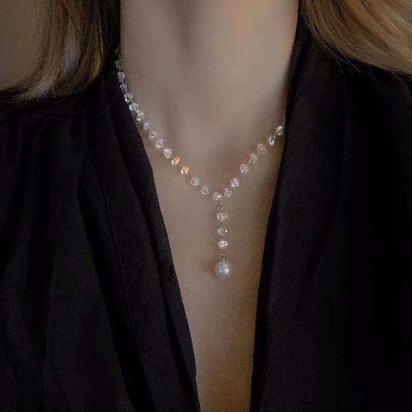 Shining Crystal Pendant Pearl Choker