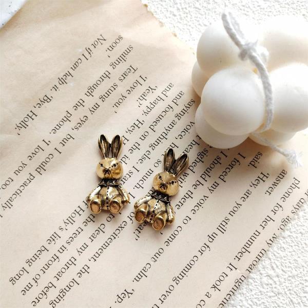 Retro Vintage Cartoon Rabbit Bear Studs