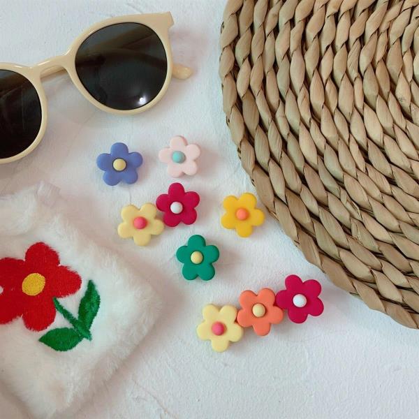 Multicolour Flower Lapel Brooches