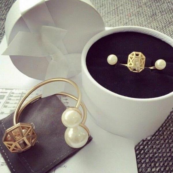 Double White Pearls Gold Cuff Ring Set