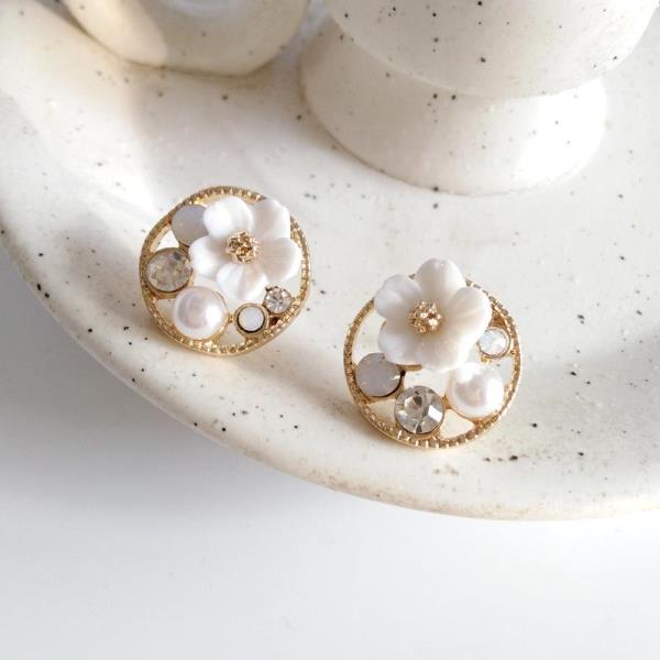 White Pearl Flower Circle Studs