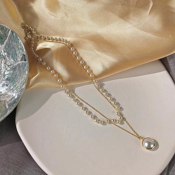 Double Layer White Pearl Chain Pendant Necklace