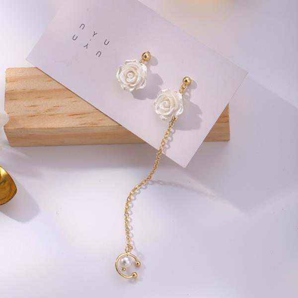 White Rose Asymmetry Pearl Dangle Studs