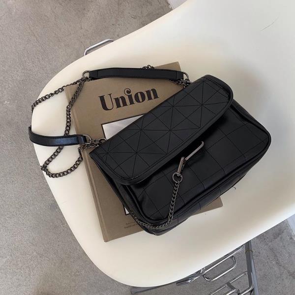  Black Flap Crossbody Chain Bag