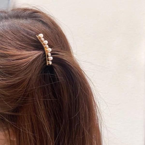 Retro Crystal White Pearl Hair Comb Pin