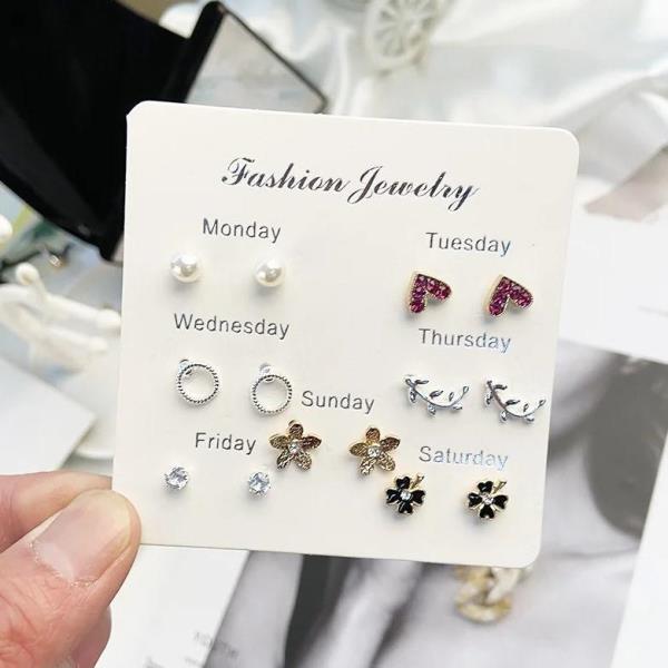 7 Pairs Silver Flower Pearl Studs Set