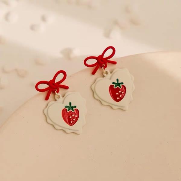 Cartoon Creamy Strawberry Bow Dangle Earrings