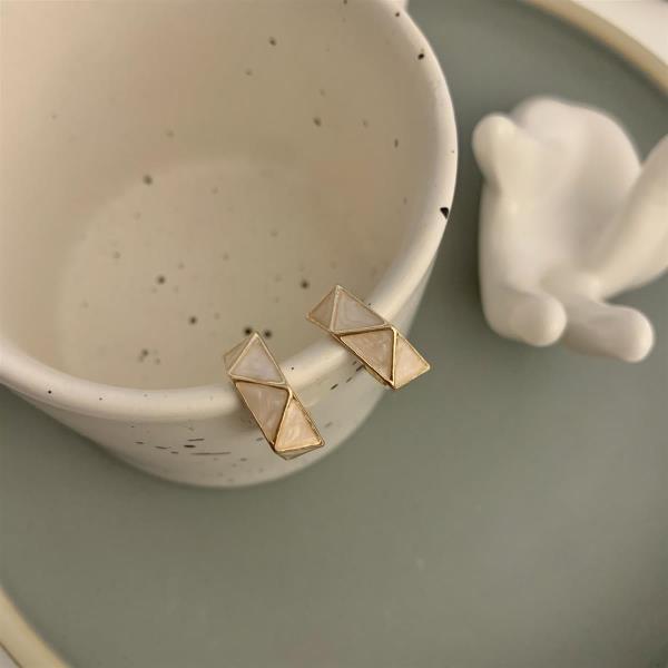 Vintage C Shape Geometric Studs