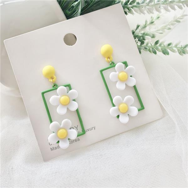 Acrylic Flower Frame Dangle Earrings