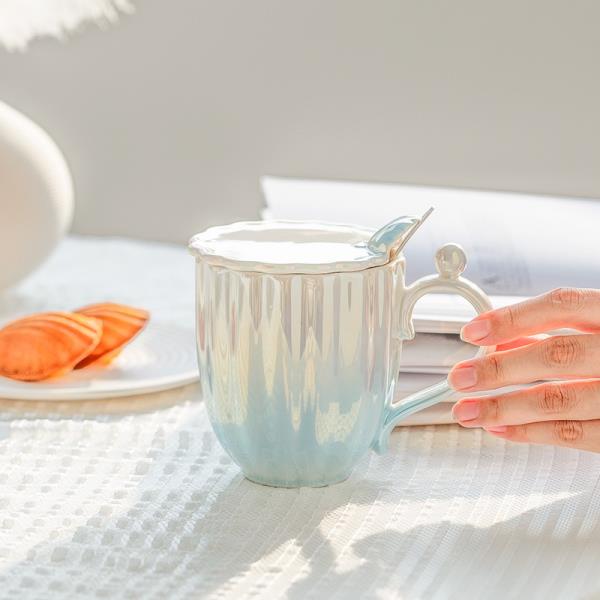 Pearl Gradual Colour Shell Stripes Mug With Spoon