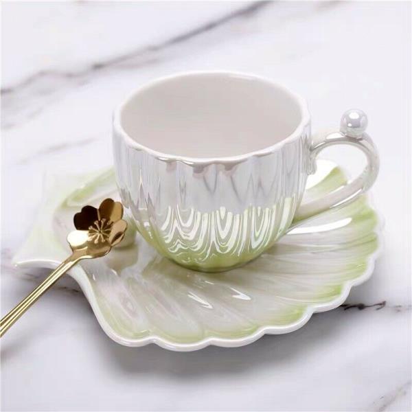 Green Pearl Shell Stripes Ceramic Cup