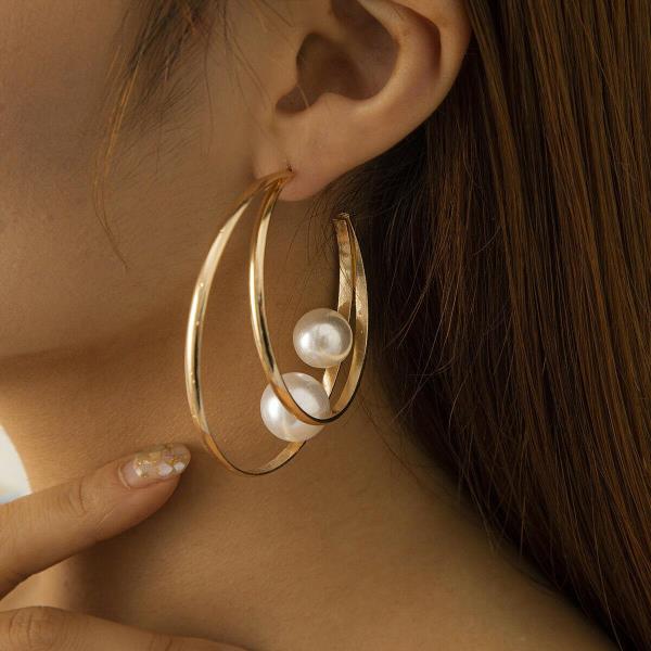 Chic Punk Gold Double Circle White Pearl Drop Earrings