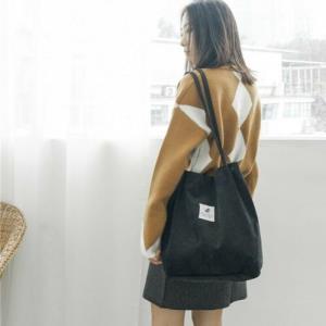 Ring Cloud Crossbody Bag