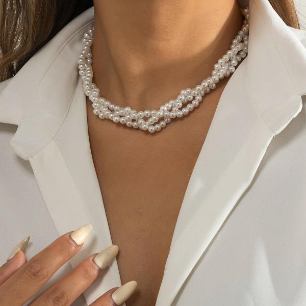 White Imitation Pearl Twist Woven Clavicle Necklace