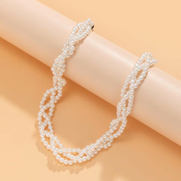 White Imitation Pearl Twist Woven Clavicle Necklace