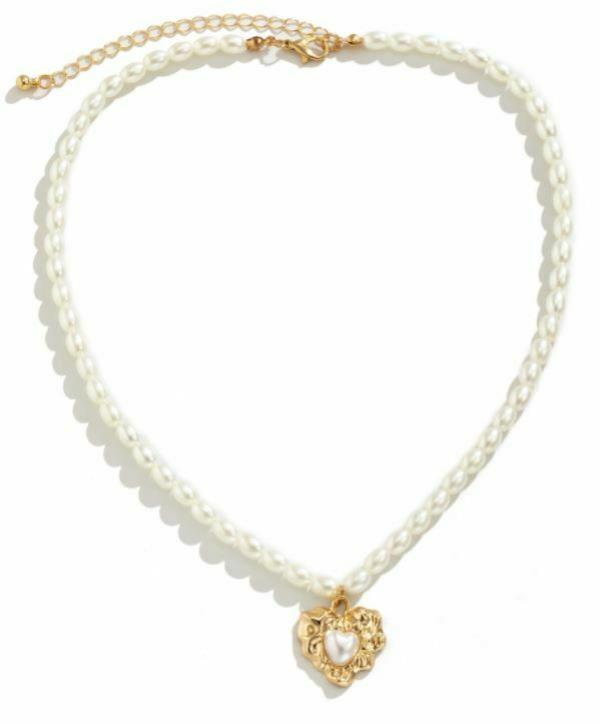 White Pearl Gold Heart Necklace