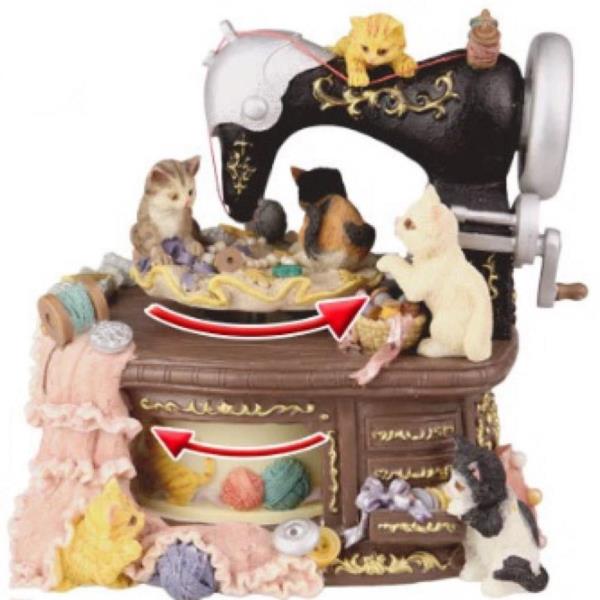 Retro Vintage Sewing Machine Cats Party Rotate Music Box