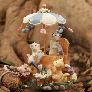 Creative Wooden Spin Figurine Desktop Calendar Music Box