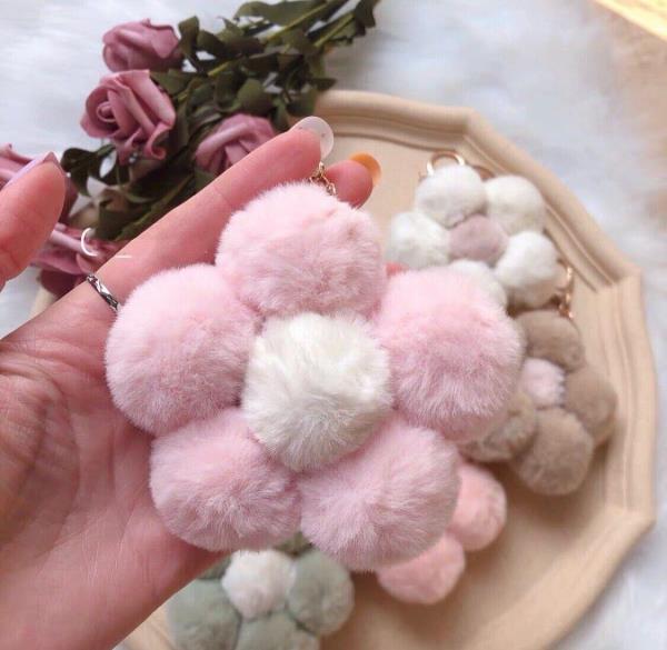 Cartoon Plush Flower Fluffy Rabbit Fur Keychain