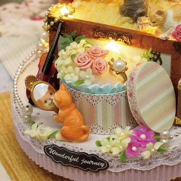 Cutebee Candy Cat DIY Miniature Dollhouse