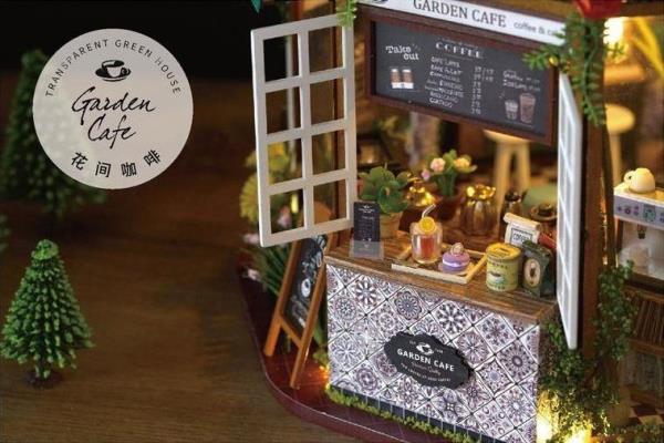 CuteBee Garden Cafe Coffee House DIY Miniature Dollhouse