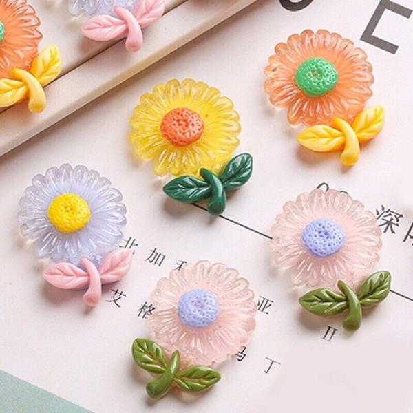 3 Fashion Daisy Flower Corsage Brooches