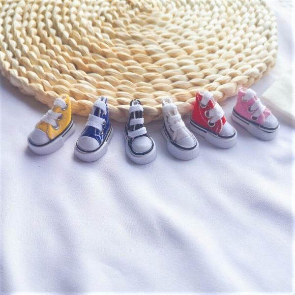 6 Mini Sneaker Pin Brooches