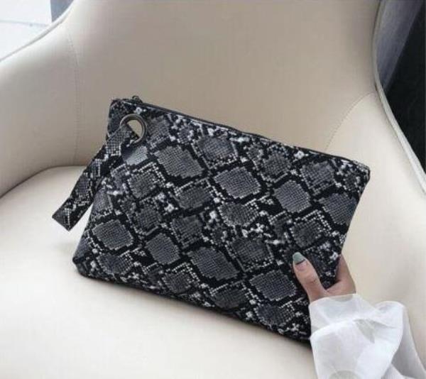 Snakeskin Pattern Faux Leather Envelop Handbag