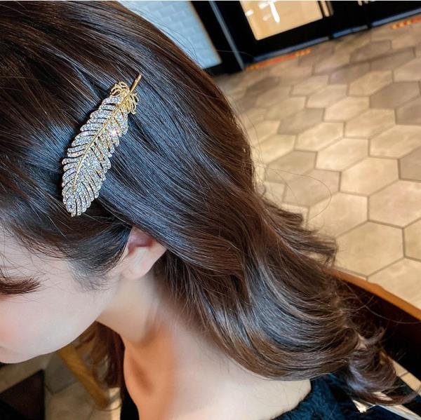 Shimmering Full Crystal Feather Hair Pin