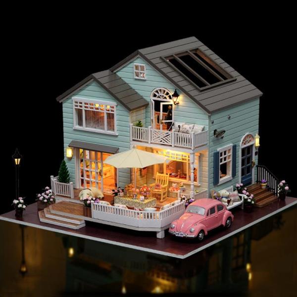 Cute Room DIY Queenstown Suburban Music Miniature Dollhouse