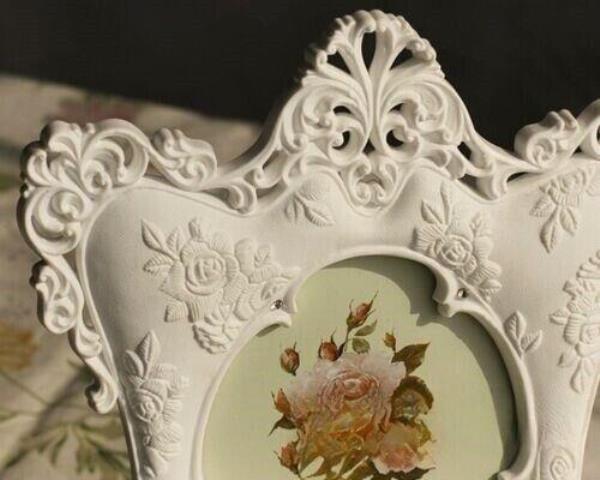 6 Inch Retro Vintage Off White Flower Resin Photo Frame