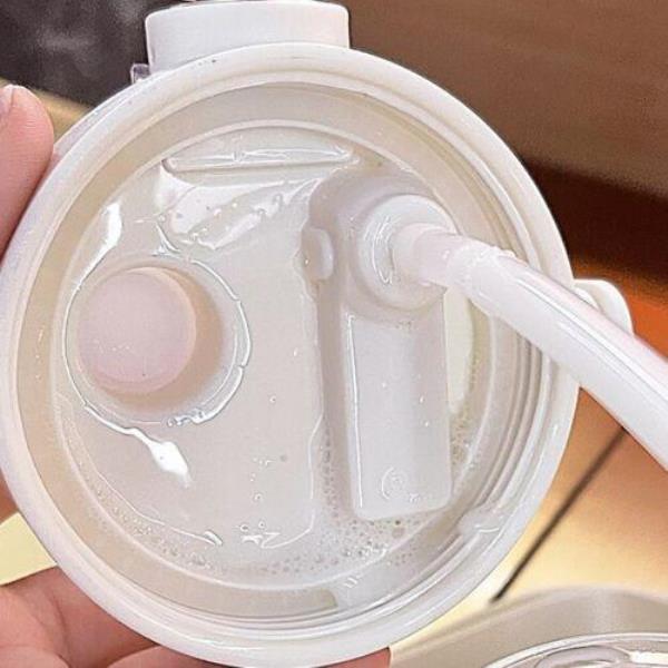 1000 ML Large Cartoon Bear Sippy Straw Water Bottle