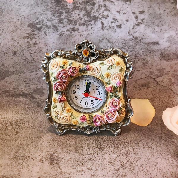 Retro Resin Crystal Flower Square Alarm Clock