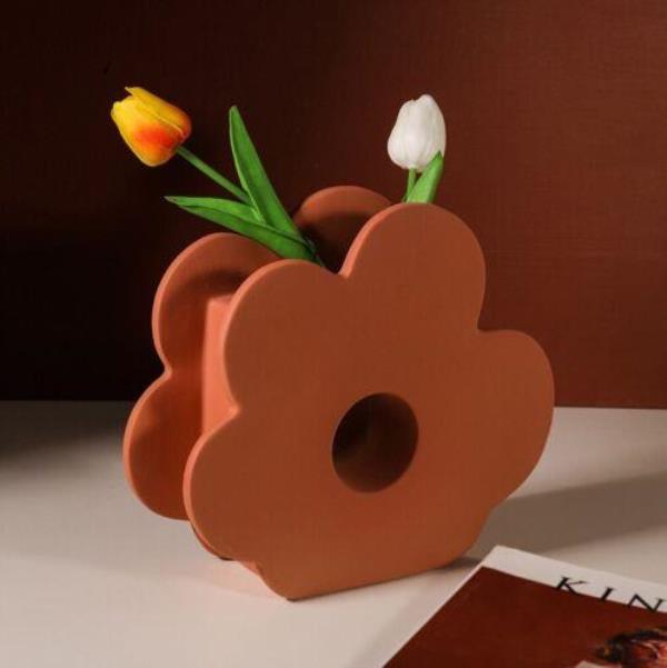 2 Modern Nordic Heat Resistance Flower Ceramic Vases