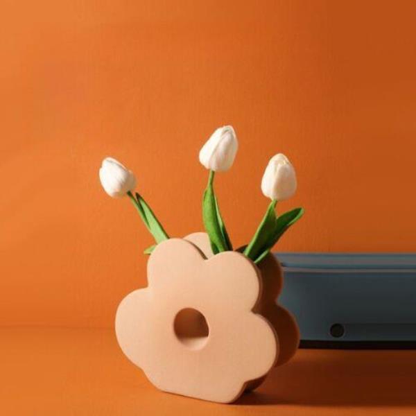 2 Modern Nordic Heat Resistance Flower Ceramic Vases