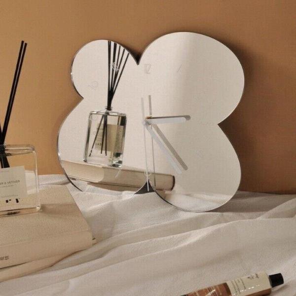 Nordic Luxury Acrylic Modern Scale Mirror Silent Wall Clock