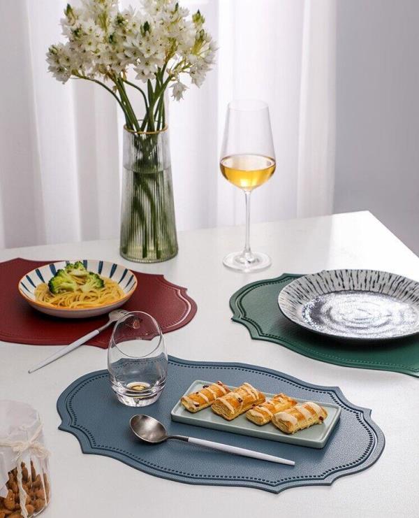 2 Retro Oval Faux Leather Table Dining Placemats