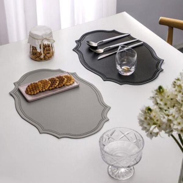 2 Retro Oval Faux Leather Table Dining Placemats