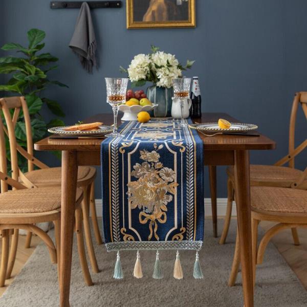 180 CM Luxury Flower Tassel Dining Table Runner