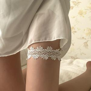 French Style White Lace Bow Thigh Band