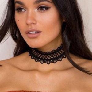 Retro Gothic Hollow Black Lace Flower Clavicle Choker